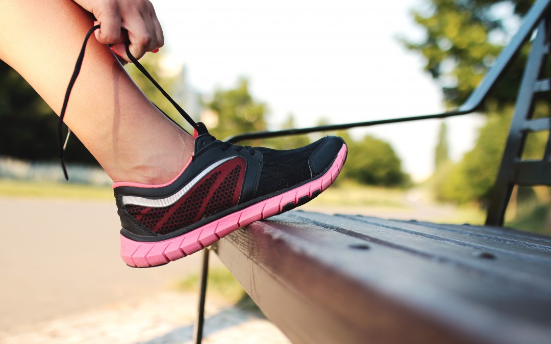 Afla cum scapi de mirosul neplacut al picioarelor si pantofilor